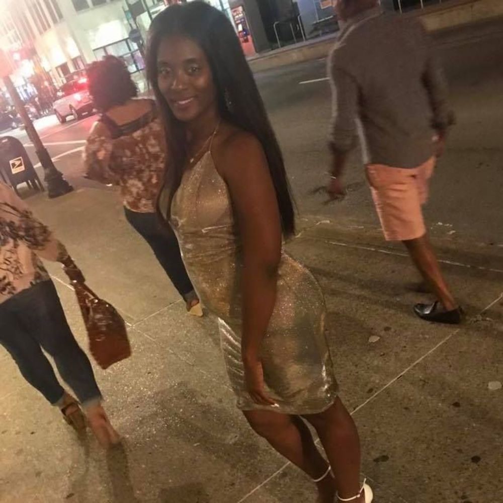 Meet your Posher, Qianya